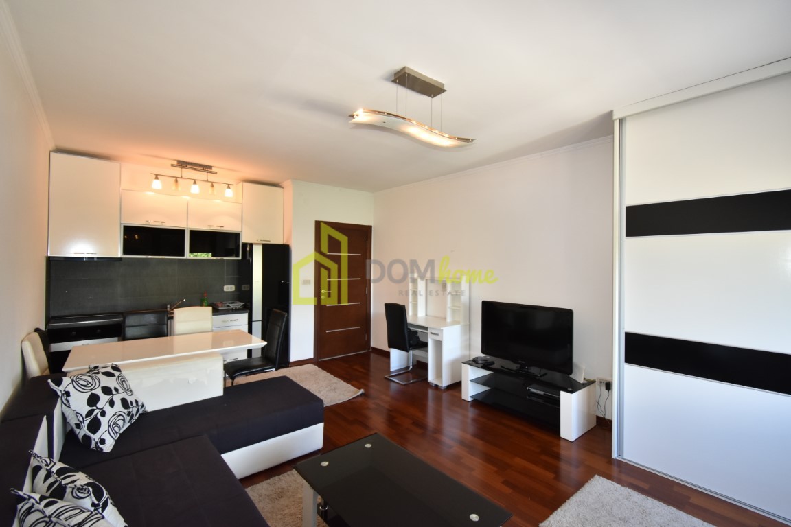 Garsonjera 32m2, Preko Morače